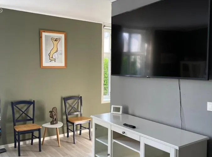 1st Floor Oasis - Parking/wifi 스타방에르
