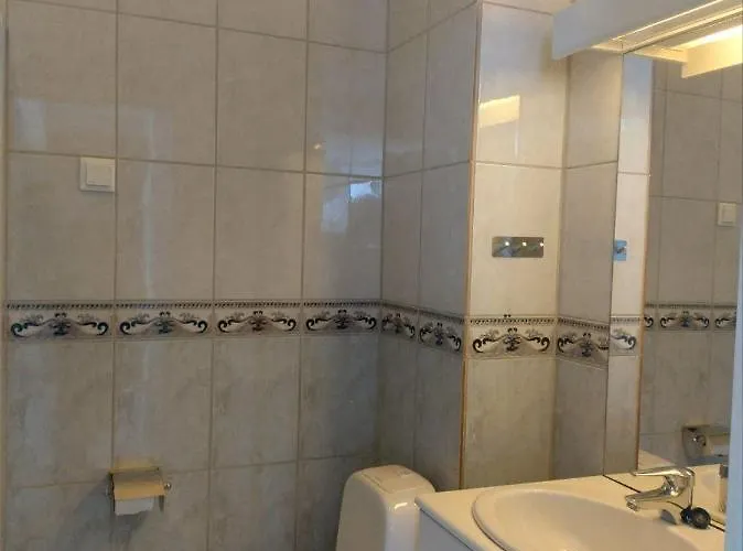 1st Floor Oasis - Parking/wifi 아파트